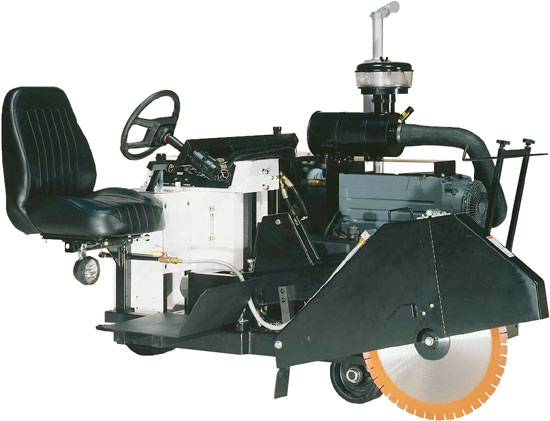 CC8000 Rider Saw Micro-Trenching Concrete Saw Diamond Products - CC8000 Micro-trenching Ride-on
Concrete Saw