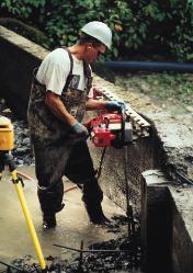 ICS 633GC-14 Concrete Chainsaws cut reinforced concrete. P/N 518335